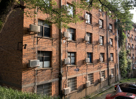 南華大學紅湘校區求是園10號學生宿舍